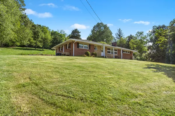 Blountville, TN 37617,3849 Highway 126