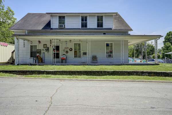 430 Beasley ST,  Elizabethton,  TN 37643