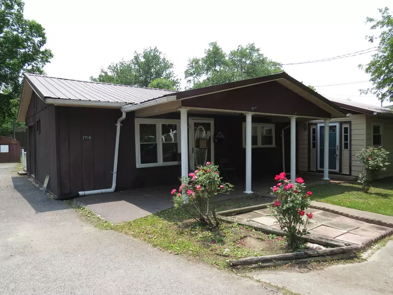 2716 3rd Avenue E, Big Stone Gap, VA 24219