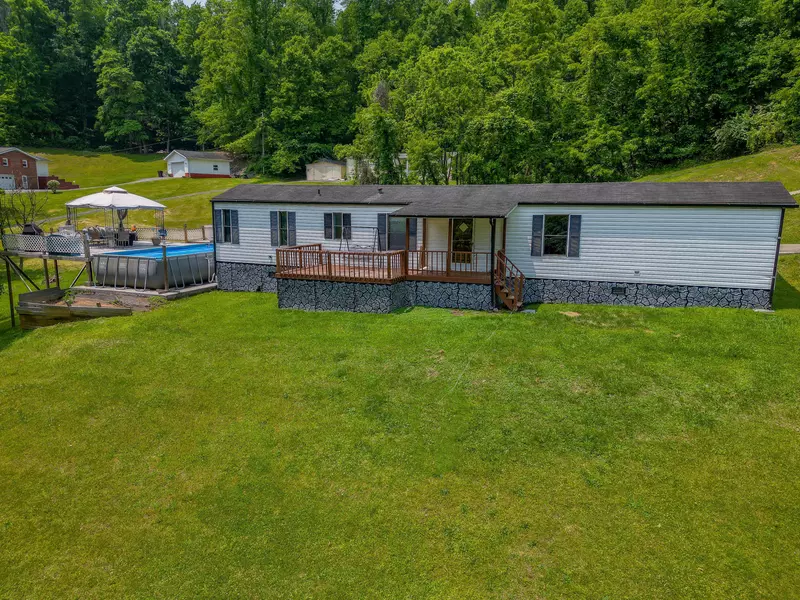 349 Johnson Hollow RD, Blountville, TN 37617