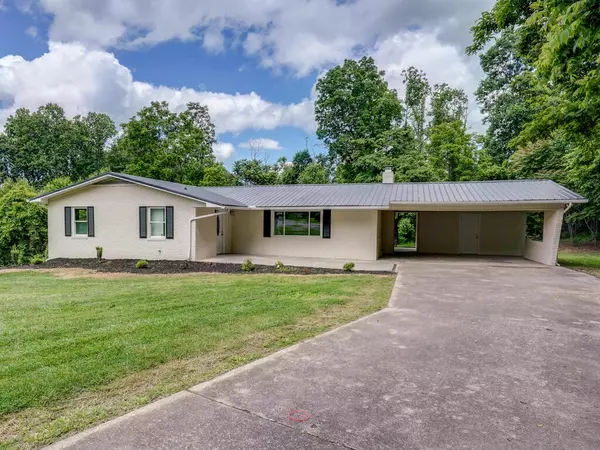 189 Dogwood Hills RD, Fall Branch, TN 37656