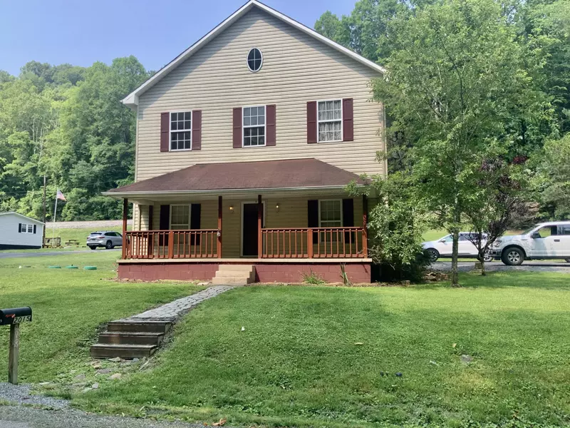 2015 Baum Hollow RD, Big Stone Gap, VA 24219