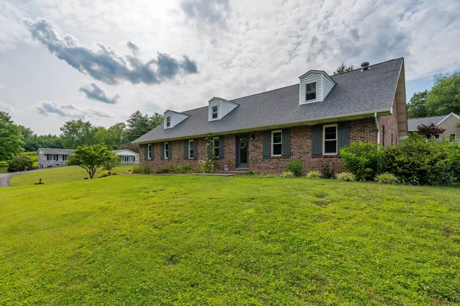 100 Quail, Bristol, TN 37620