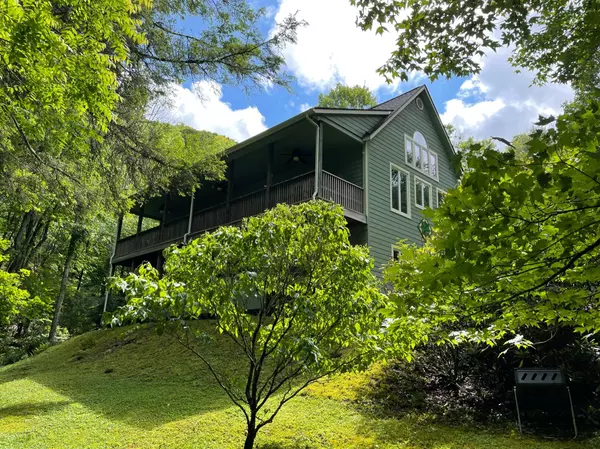 Roan Mountain, TN 37687,141 Laurel Highlands RD