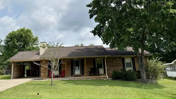 1503 Crystal Springs DR, Johnson City, TN 37601