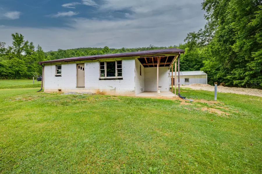 322 Odom Branch RD, Erwin, TN 37650