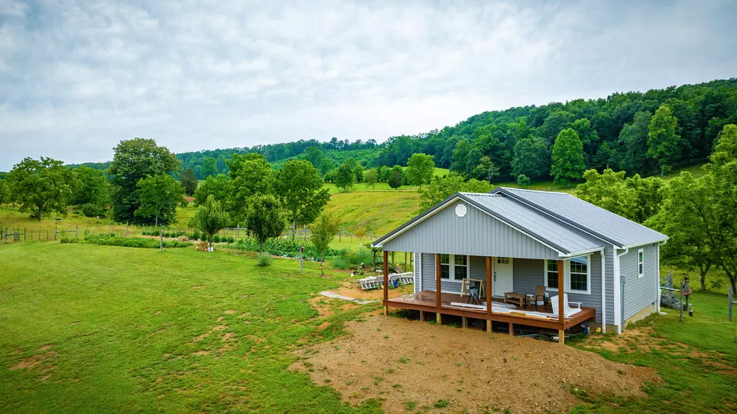 1288 Clinch Valley RD, Eidson, TN 37731