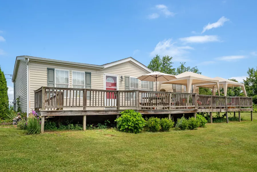 287 Mini Horse DR, Gate City, VA 24251