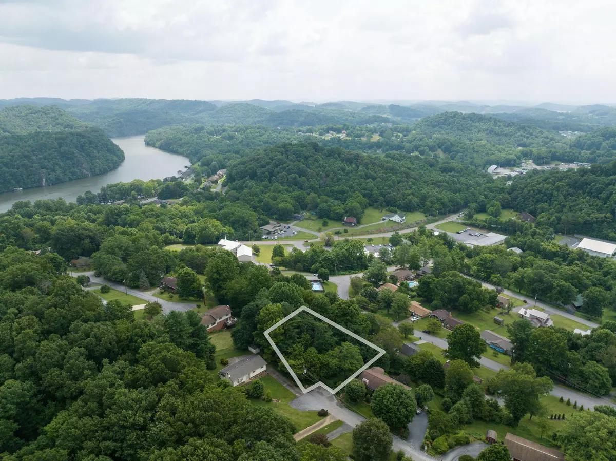 Kingsport, TN 37663,000 Leslie CT