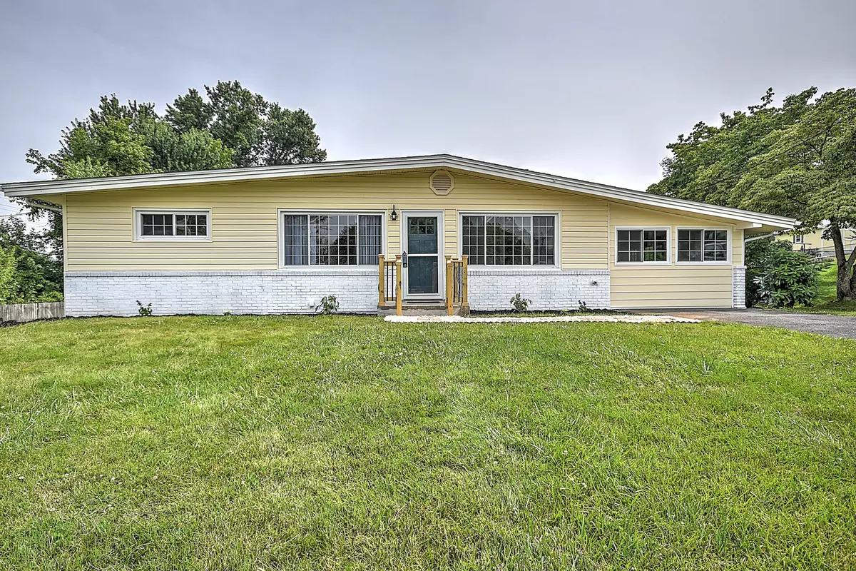 Blountville, TN 37617,115 Bell ST