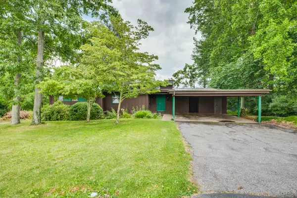 4587 Old Stage RD, Kingsport, TN 37664