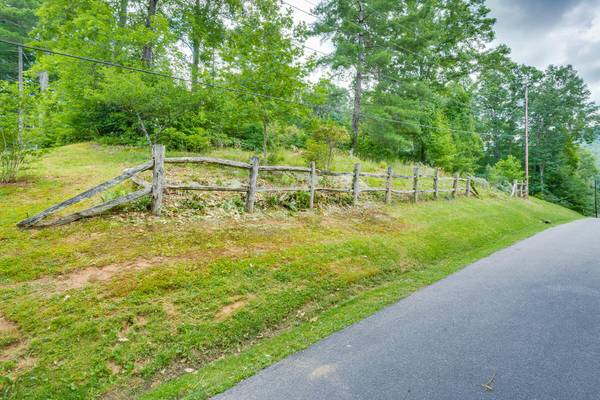 Tbd Cherokee CIR,  Erwin,  TN 37650