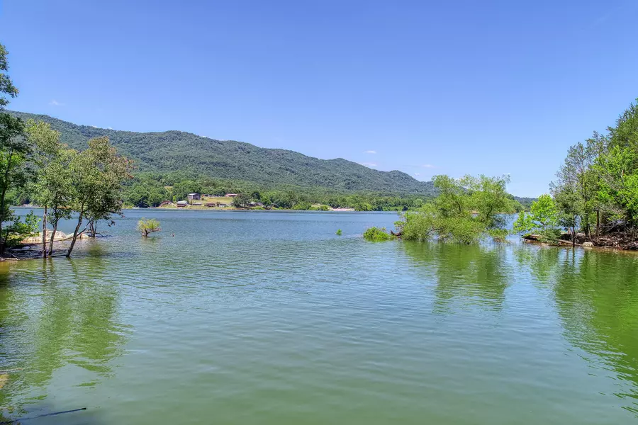 Lot 28r Walnut Bend DR, Whitesburg, TN 37891