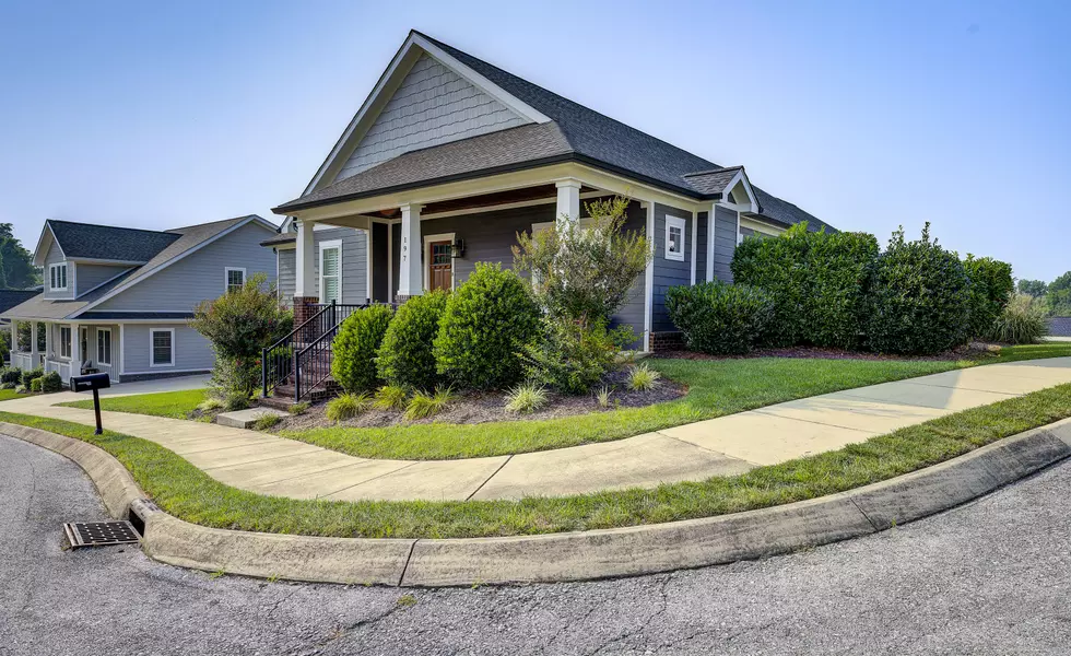 197 Princeton Gardens Private Dr, Johnson City, TN 37601