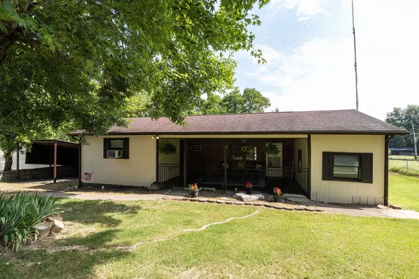 Blountville, TN 37617,485 Ethel Beard RD