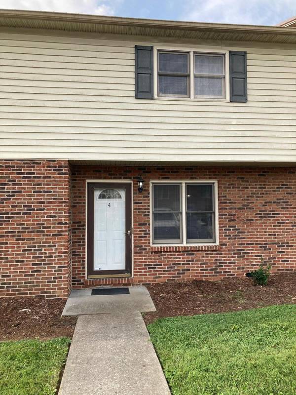 1800 Seminole DR #4,  Johnson City,  TN 37604