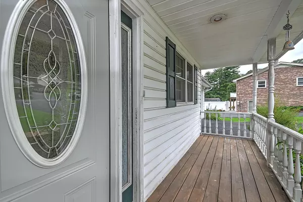 Bristol, TN 37620,215 Hillsboro DR