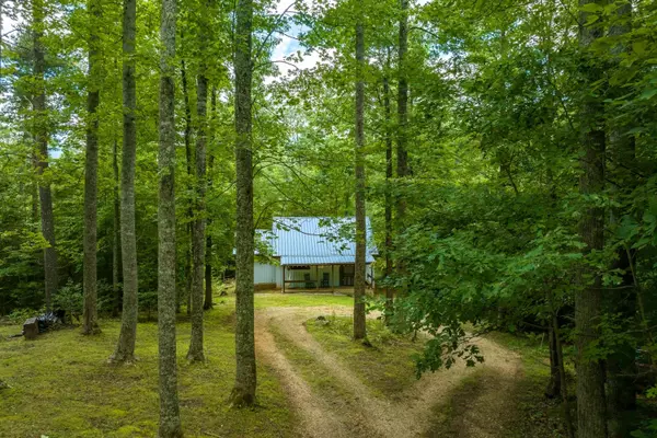 Unicoi, TN 37692,114 Holly Hill RD