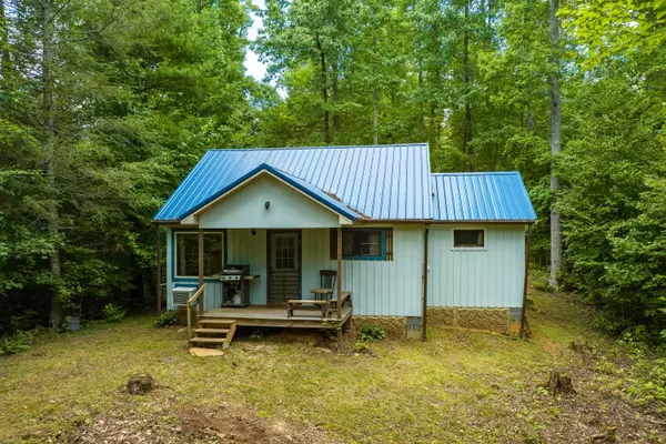 Unicoi, TN 37692,114 Holly Hill RD