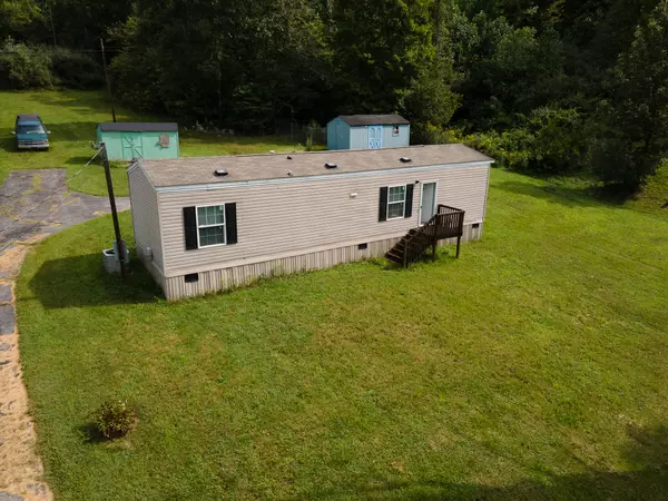 Pound, VA 24279,10086 Bold Camp RD