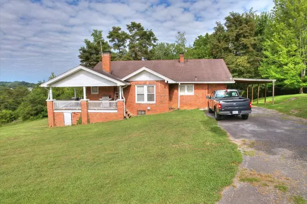 Elizabethton, TN 37643,1219 Siam RD