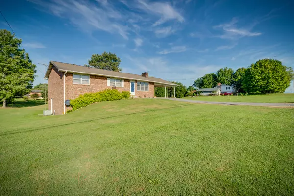 Piney Flats, TN 37686,304 Allison RD