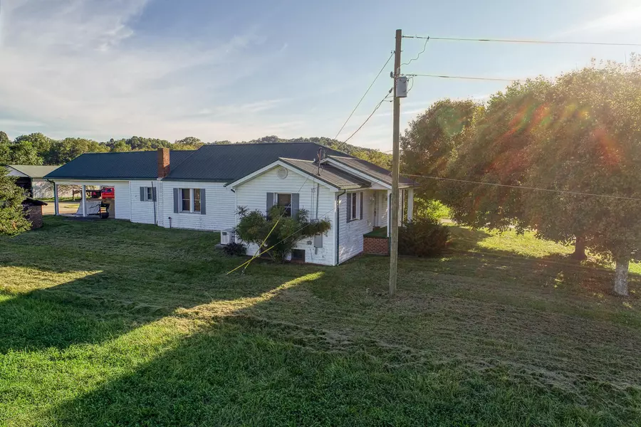 3570 Stanley Valley RD, Surgoinsville, TN 37873