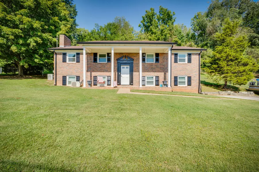 632 Foothills RD, Kingsport, TN 37663