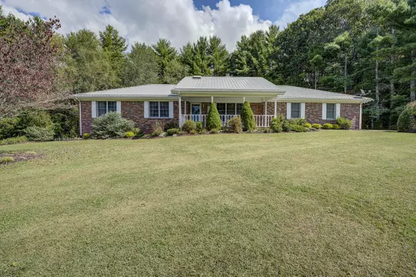 503 Hillside RD, Mountain City, TN 37683