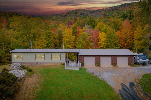 292 Old Railroad Grade RD, Roan Mountain, TN 37687