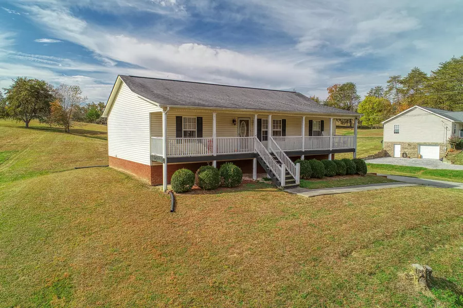 219 Easy ST, Bulls Gap, TN 37711