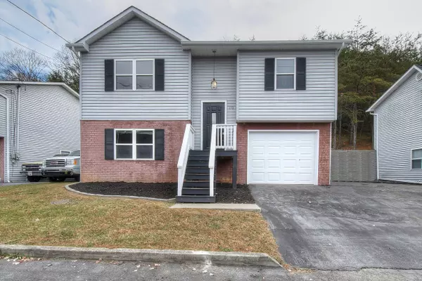 Johnson City, TN 37601,110 Copper CT #5