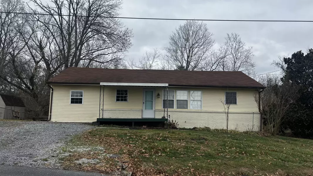 3130 Siler DR, Kingsport, TN 37660