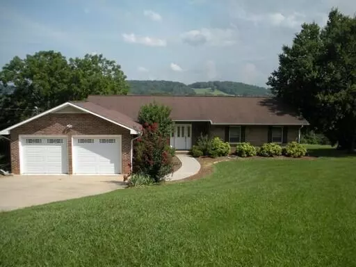 389 Lakewind DR, Piney Flats, TN 37686