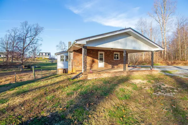 Jonesborough, TN 37659,182 Woodland CIR