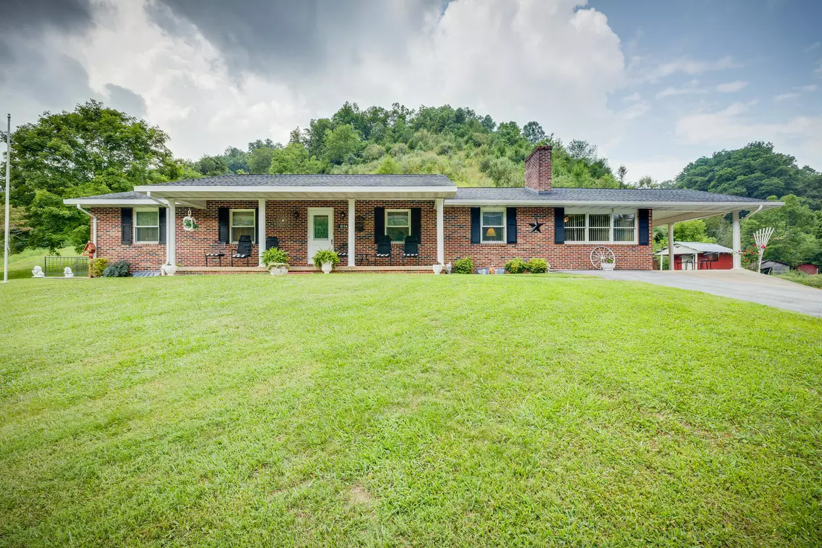 Duffield, VA 24244,8156 Fairview RD