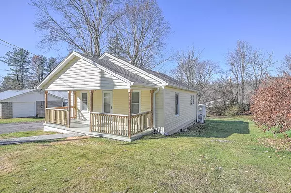 Bristol, TN 37620,2823 Anderson ST