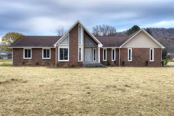 127 Creola LN, Elizabethton, TN 37643