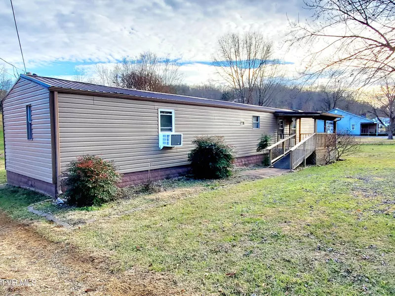 6320 Kingsport Highway, Afton, TN 37616