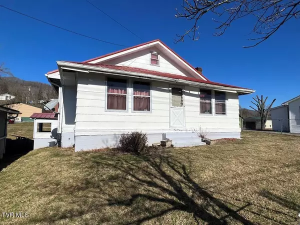 122 Calvary ST, Pennington Gap, VA 24277