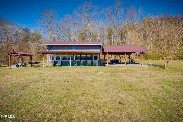 1113 Old Stage RD, Rogersville, TN 37857