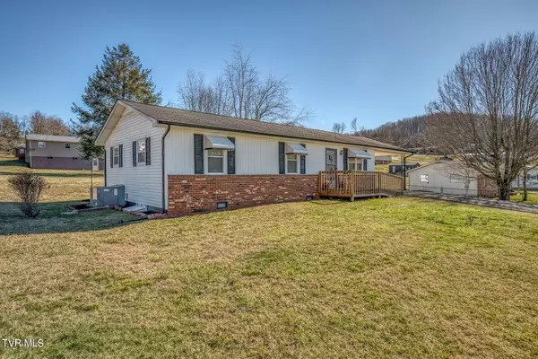 Elizabethton, TN 37643,193 Earl Williams RD