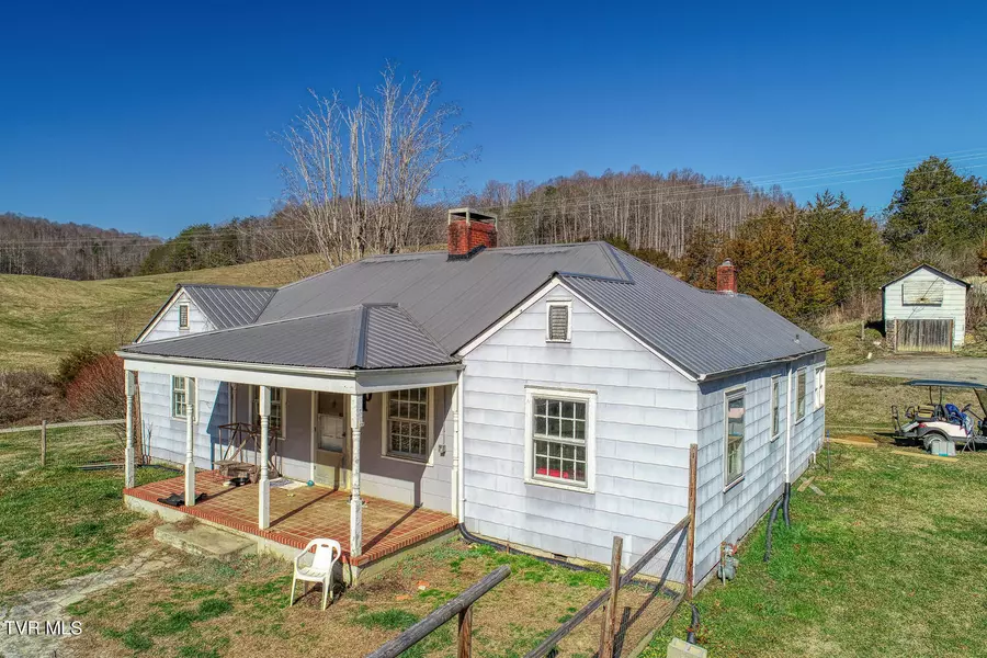 2001 Pressmens Home RD, Rogersville, TN 37857