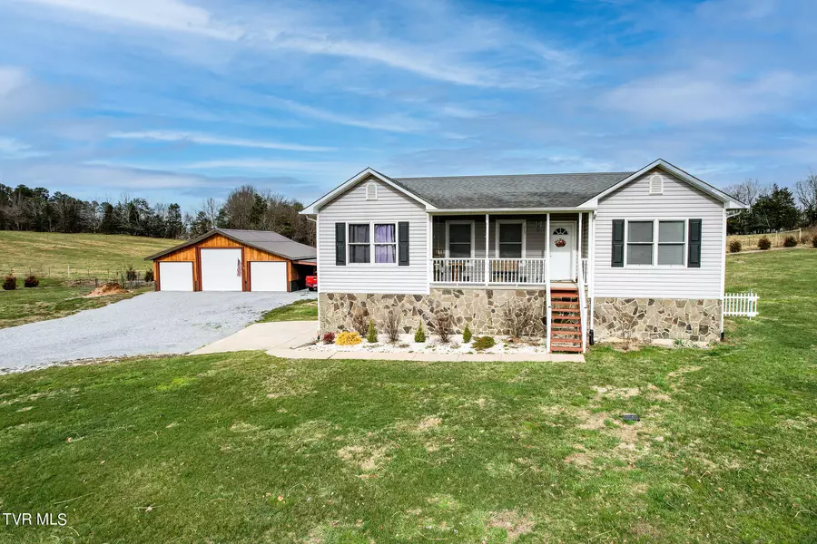 215 Pine Ridge RD, Afton, TN 37616