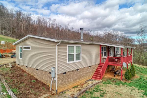 Blountville, TN 37617,5580 Bloomingdale RD