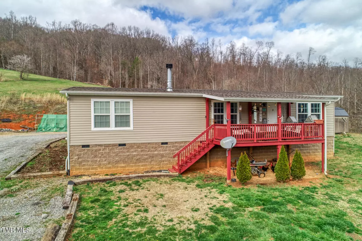 Blountville, TN 37617,5580 Bloomingdale RD