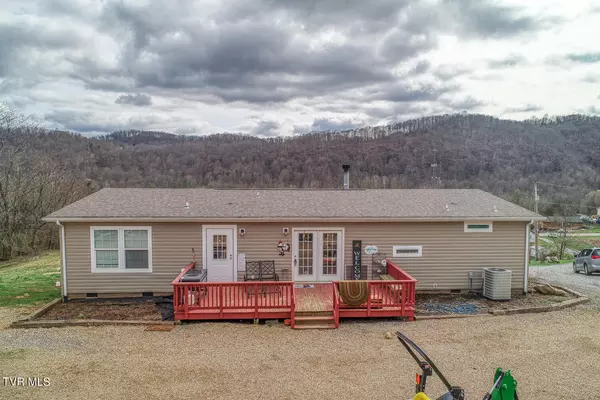 Blountville, TN 37617,5580 Bloomingdale RD