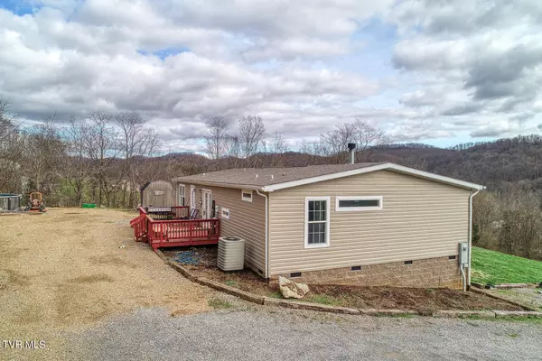 Blountville, TN 37617,5580 Bloomingdale RD