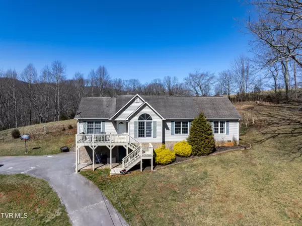 113 Nave Hollow Loop, Elizabethton, TN 37643