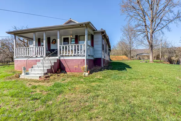 130 Hillside ST, Sneedville, TN 37869